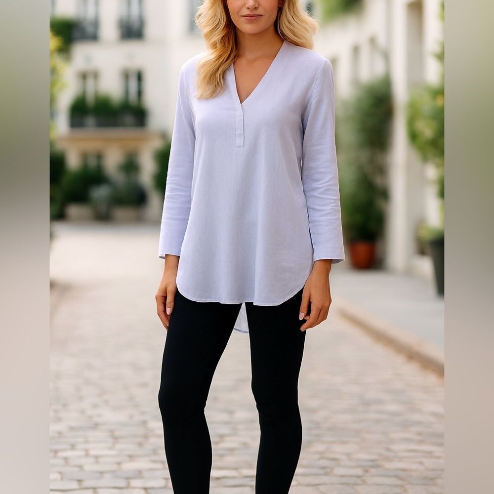 Ellen Tracy Linen Light Blue Tunic Top